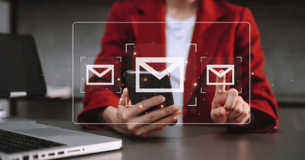 temp_email_vs_permanent_email